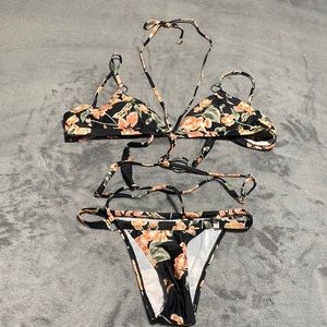 Floral strappy bikini never worn